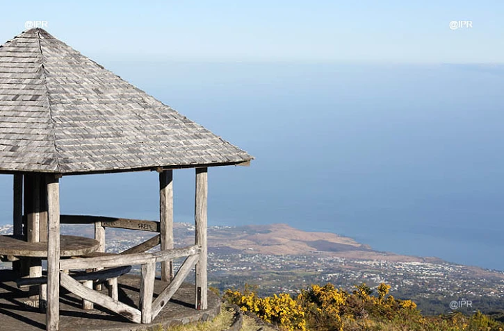 Maïdo kiosque pique-nique