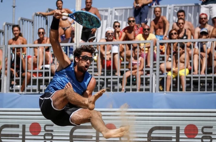 beach tennis 