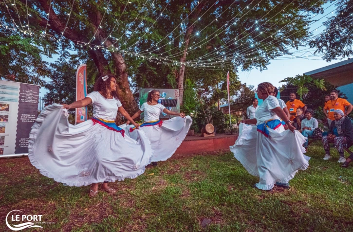 Zakanfèt, festivités, le Port