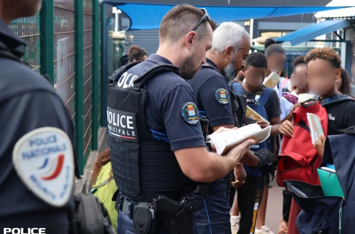 Saint-Pierre : 400 élèves du collège Paul Hermann contrôlés par les forces de l'ordre
