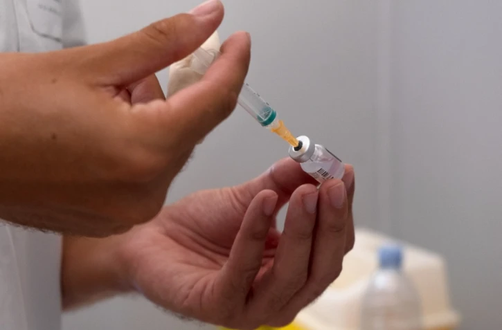 Inauguration du centre de vaccination à l'Étang Saint-Paul