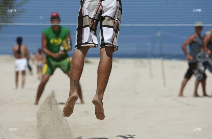 beach tennis 