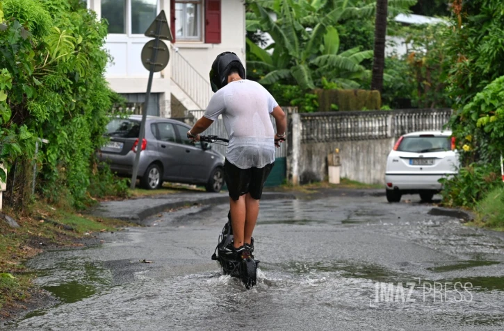 temps gris , nuageux , pluie 