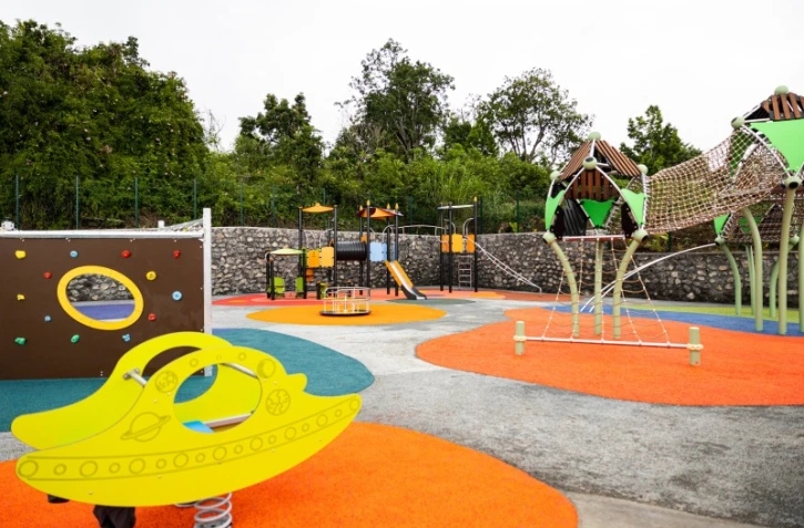 Inaugurations de deux nouvelles aires de jeux au Tampon