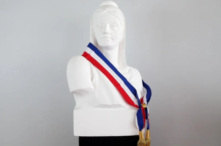 écharpe tricolore de maire