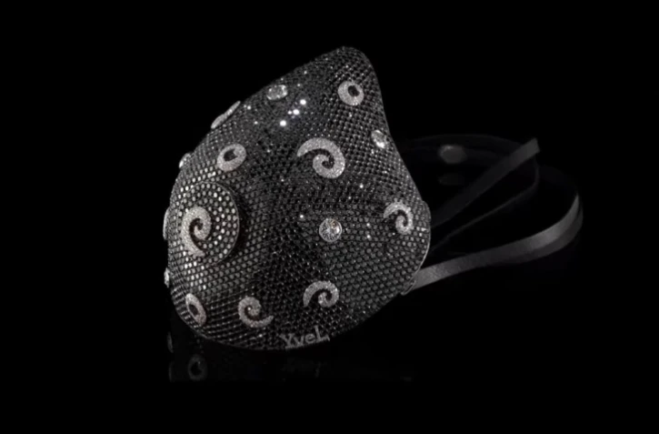 Un masque Covid à 1,3 million d'euros, ça vous dit ?