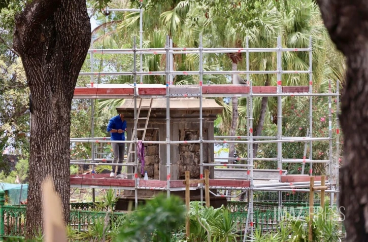 statue Mahé de Labourdonnais déboulonnée