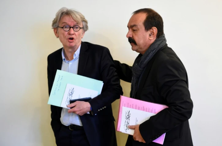 Le secrétaire général de FO Jean-Claude Mailly (g) et celui de la CGT Philippe Martinez (d) à Paris, le 29 août 2017