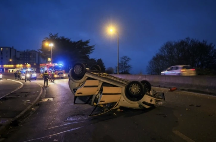Près de la moitié des Français craignent un accident de la route lié à l'alcool le soir du réveillon du 31 décembre ( AFP / GUILLAUME SOUVANT )
