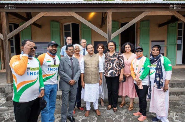 Le ministre d'Etat chargé des affaires étrangères de l'Inde en visite au Lazaret