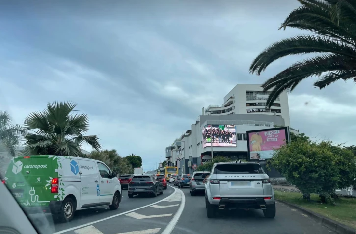 Accident sur la quatre voies : 14 kilomètres de bouchons en direction de l'est