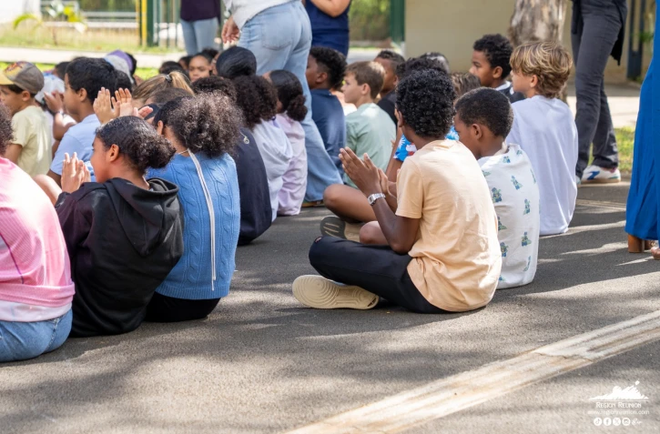 La Région Réunion accompagne une classe ulis vers l'Hexagone 