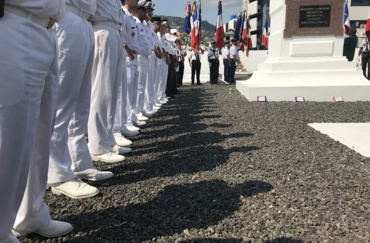 Commémoration morts pour la France cimetière des volontaires