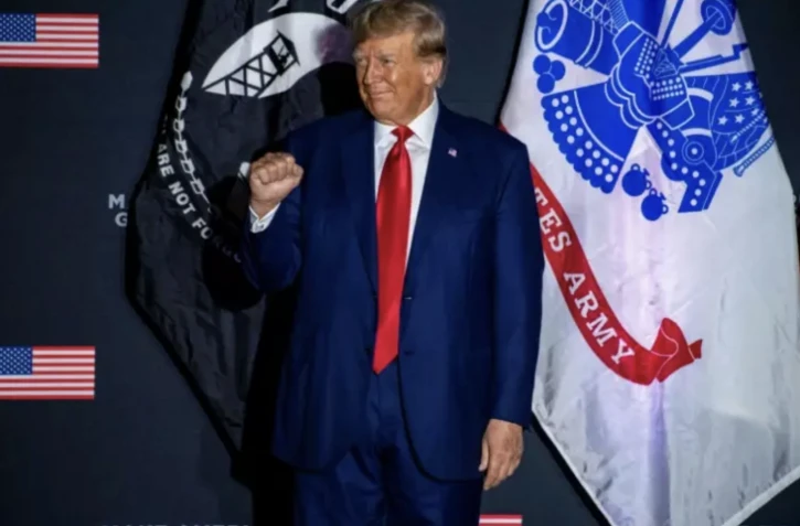 Donald Trump, dans le New Hampshire, le 8 août 2023 ( AFP / Joseph Prezioso )