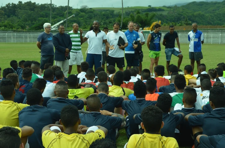 Montpellier Hérault recrute des jeunes joueurs réunionnais au stade répiquet de sainte-Suzanne