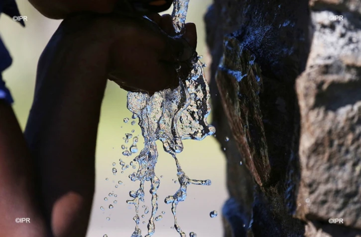Eau 