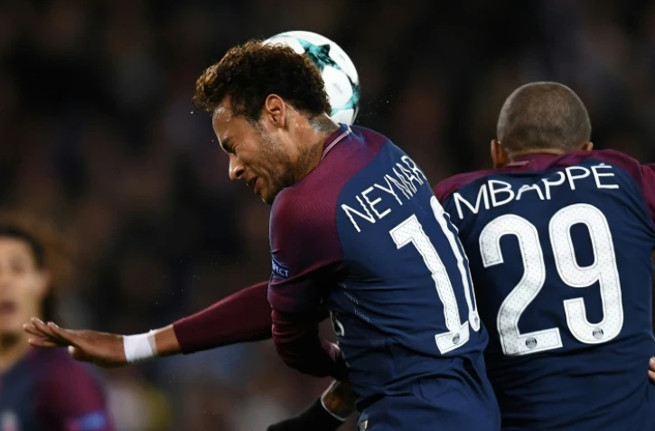 Duo de choc : Neymar et Kylian Mbappé, attaquants vedettes du Paris Saint-Germain, le 22 novembre 2017 lors de la large victoire devant le Celtic Glasgow au Parc des Princes
