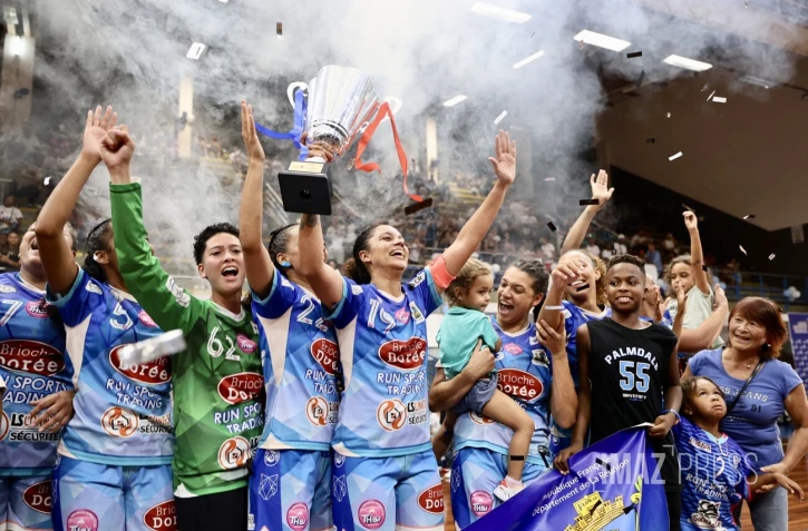 Handball : la Tamponnaise s'impose face au HBF Saint-Denis et conserve son titre