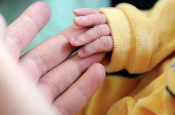 Une femme de 61 ans est devenue la plus âgée à donner naissance en Macédoine du Nord ( AFP / PHILIPPE HUGUEN )