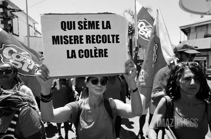 slogan manifestation 