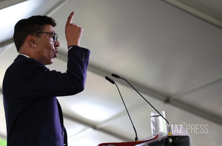 Meeting Mélenchon et omarjee