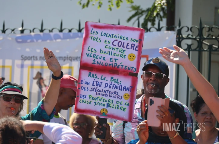 Marche pour le logement