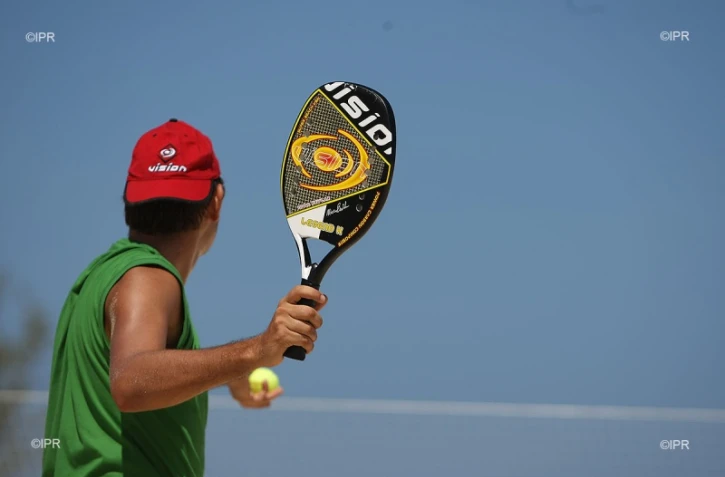 beach tennis 