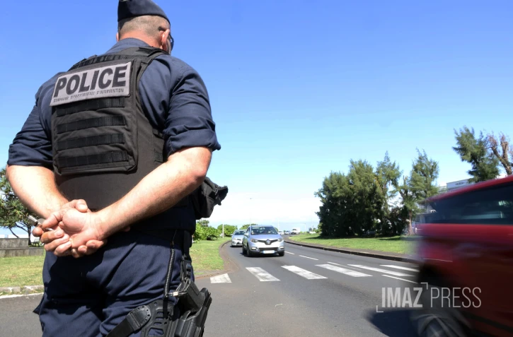 controle routier par la police nationale au Barachois 