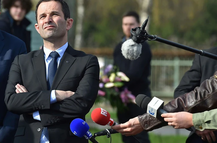 Benoit Hamon lors d\'une rencontre à l\'Assemblée des Départements de France, le 8 mars 2017