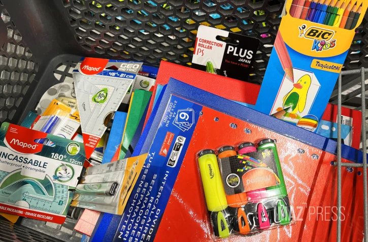 achats des effets scolaires 