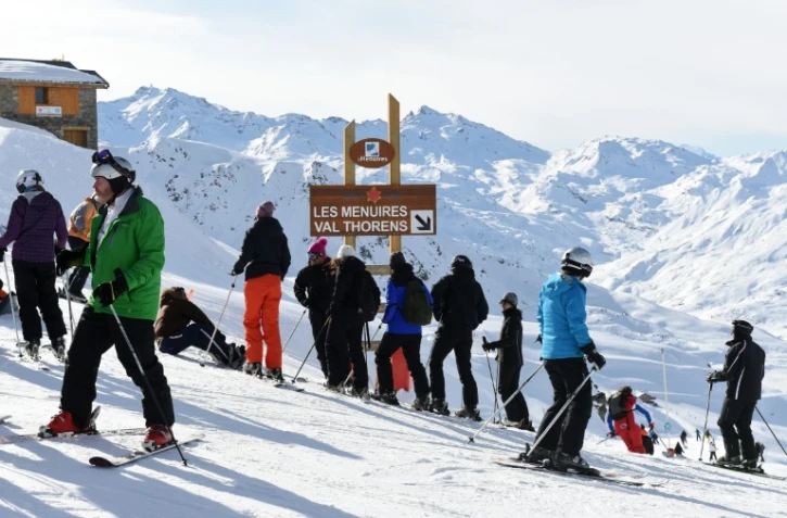 Des skieurs à Méribel dans les Alpes, le 2 février 2016