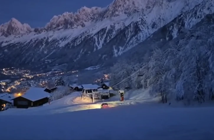 Un conducteur recherché après avoir dévalé une piste bleue dans la vallée de Chamonix
