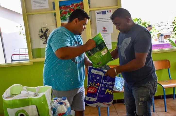 70 colis alimentaires distribués aux personnes défavorisées