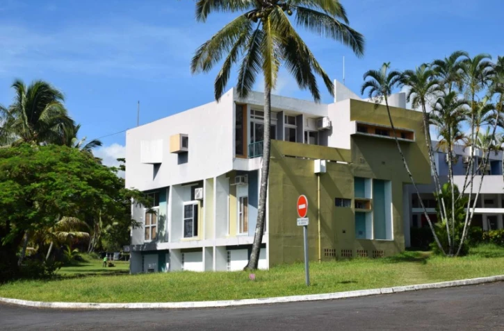 Deux édifices militaires réunionnais monuments historiques classés