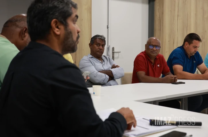 Prix des carburants : Les professionnels de la route en grève illimitée à partir de lundi