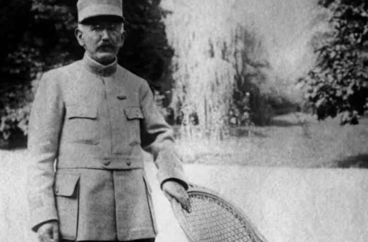 Photo d'archive non datée du capitaine Alfred Dreyfus en uniforme, prise dans un endroit inconnu après sa réhabilitation ( AFP / - )