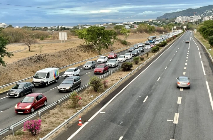 11 km de bouchons en direction de l'ouest depuis Saint-Denis 