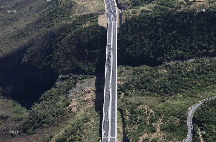 route des tamarins 