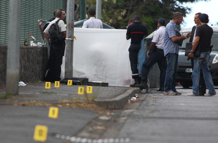 Jeune prtois poignardé