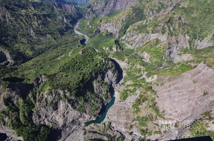  lac éphémère de Cilaos 