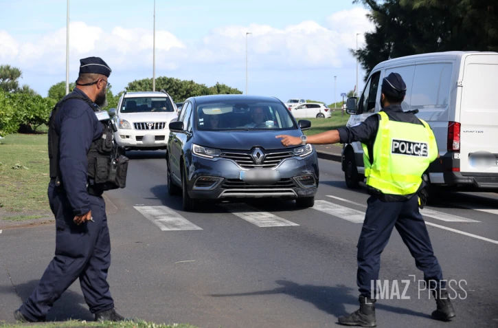 controle routier par la police nationale au Barachois