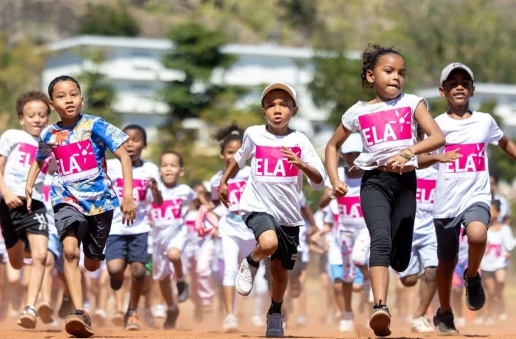 les enfants ont couru pour la santé 