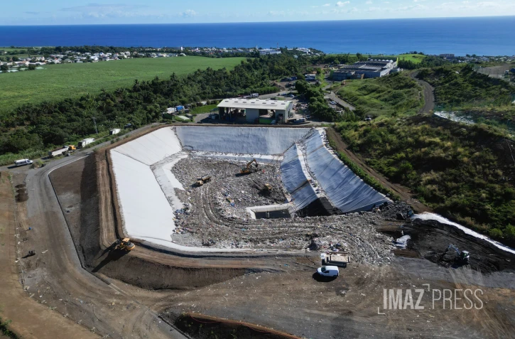 INOVEST est un centre de valorisation multi-filières des déchets implanté à Sainte-Suzanne 