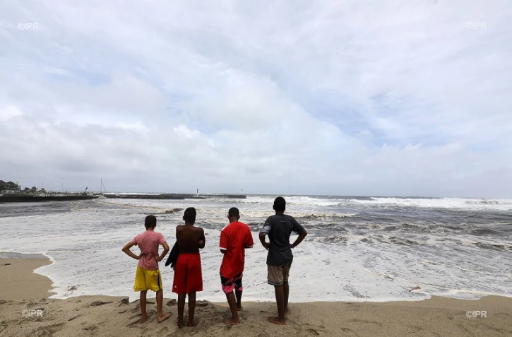 plage des roches noires 