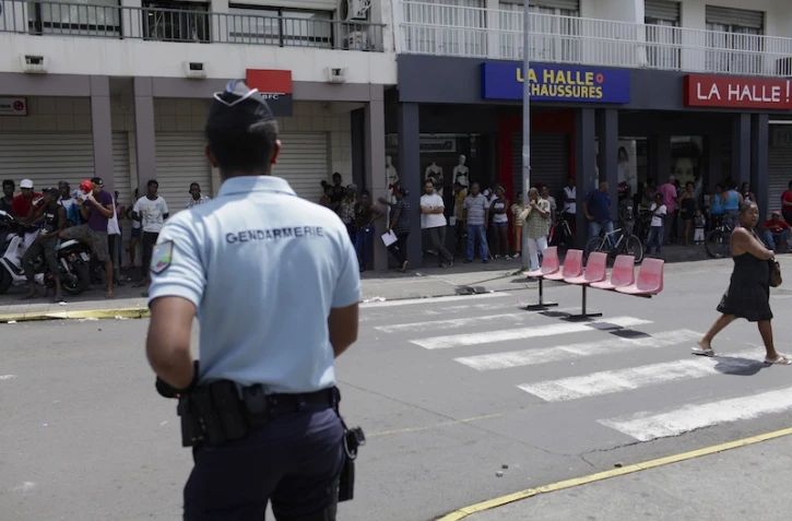 Manif Ă Saint-Louis