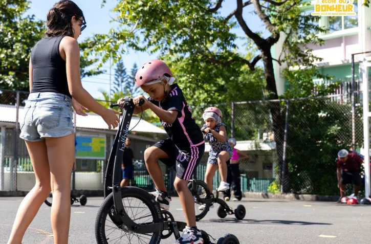 Saint-Denis : découverte du half bike par les marmailles en vacances