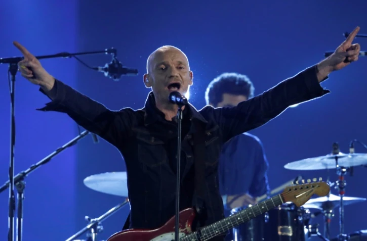 Le chanteur et guitariste de Louise Attaque Gaëtan Roussel lors de la Victoire de la musique, le 10 février 2017 au Zénith à Paris