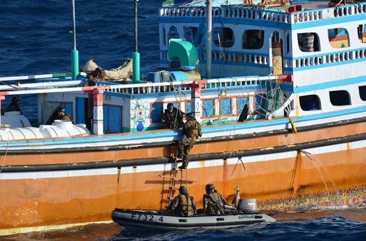 Opération maritime de lutte contre les narcotrafics