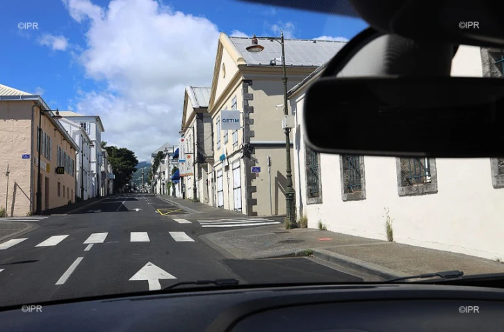 rue de saint-dénis vide 