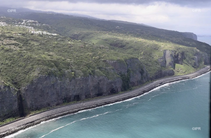 Images aériennes de la route du Littoral 11 janvier 2018 